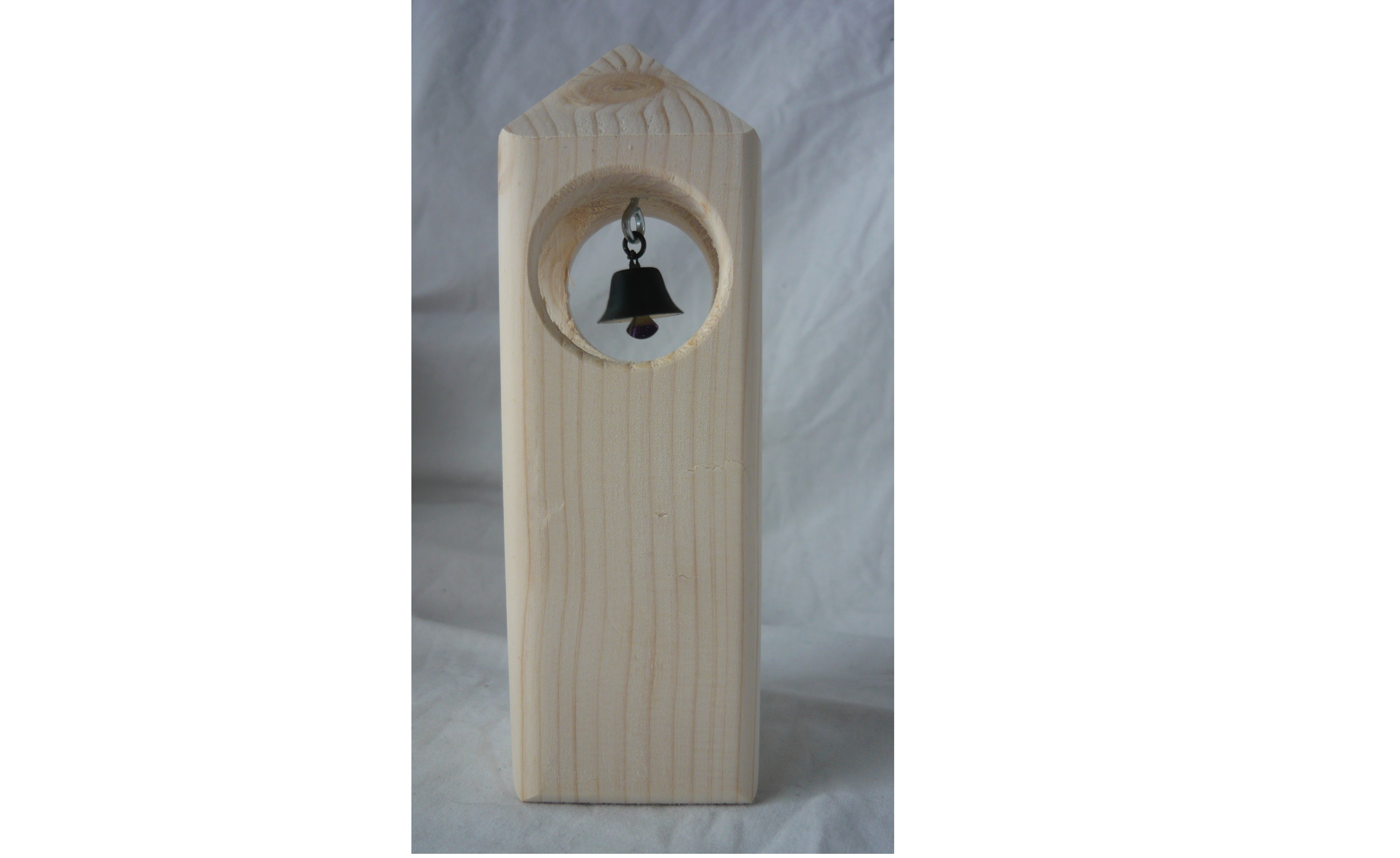 Dřevěný domeček - zvonice 1
